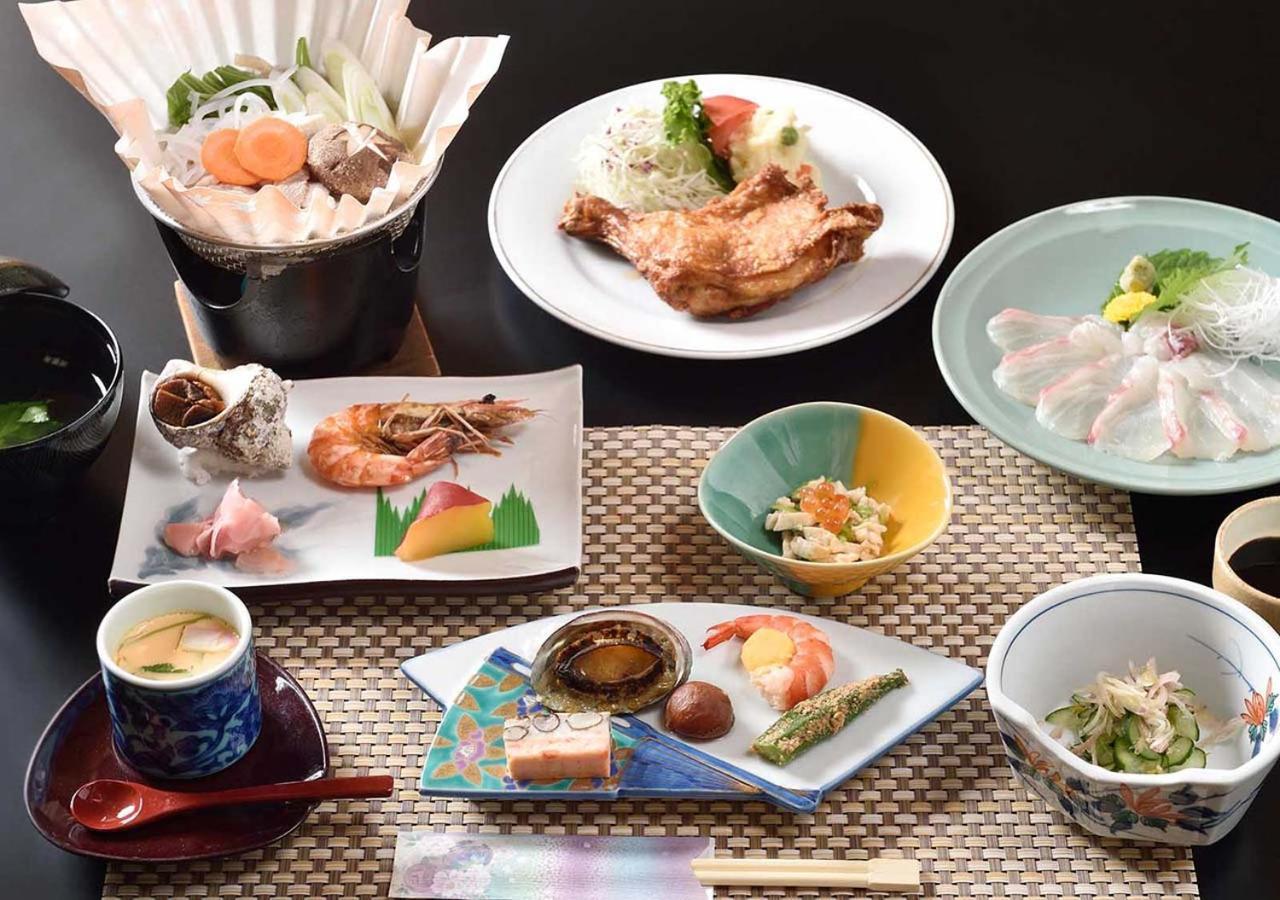 Ryokan Kiraku Beppu Buitenkant foto